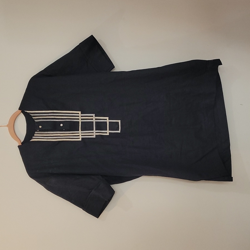 Shirt - Picture 1 of 3